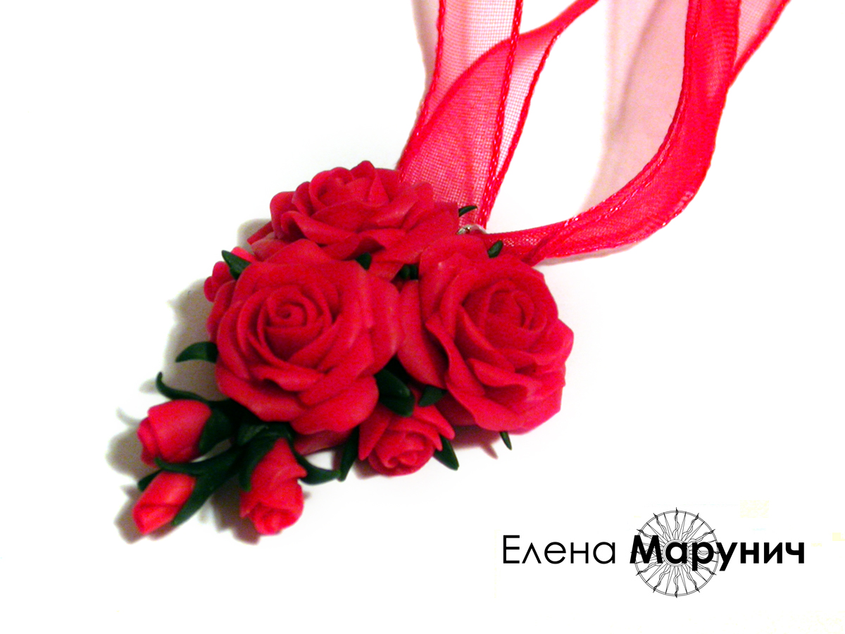 подарок на 8 марта, украшения из пластики, сердечко, розы